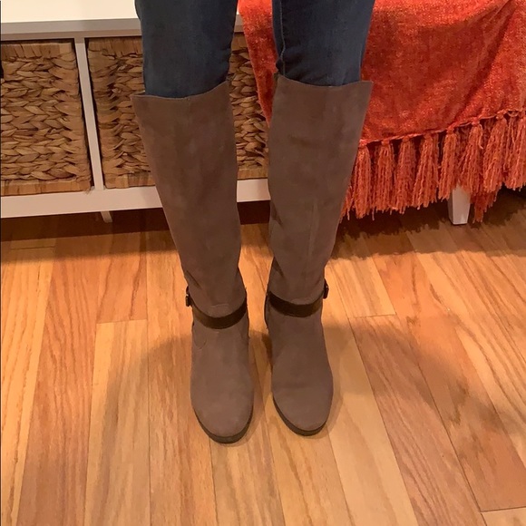 Crown Vintage Suede Boots size 7 1/2 - Picture 5 of 6